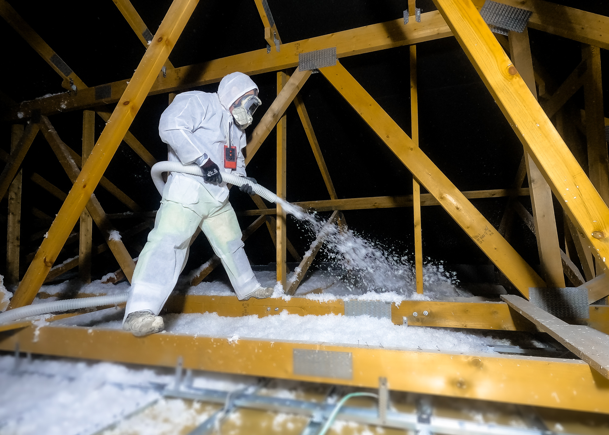 izolacja granulatem wełny